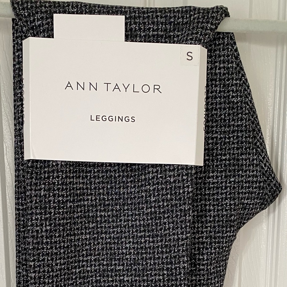 Ann Taylor Black and White Leggings